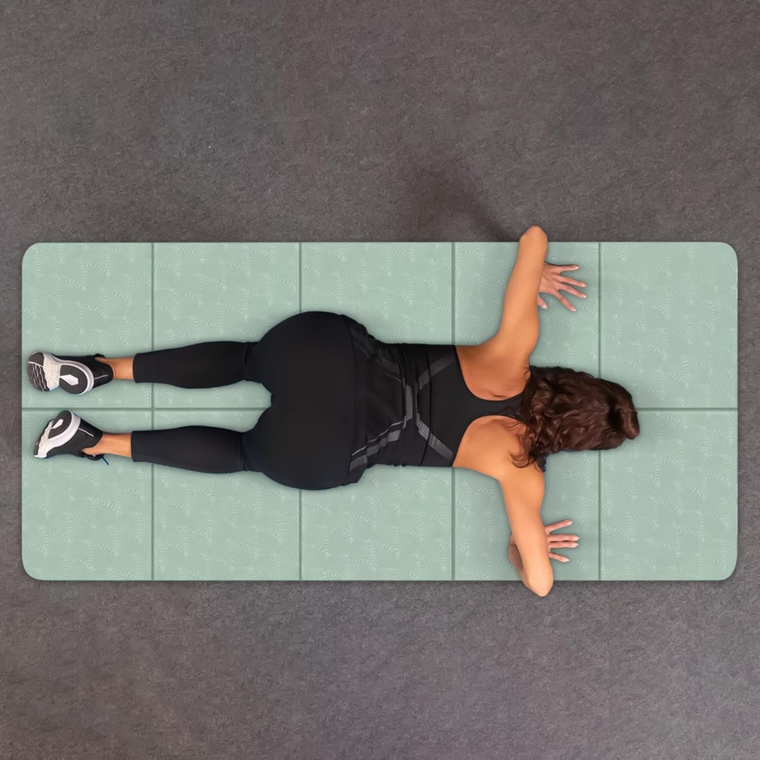 Foldable Yoga Mat – Extra Thick Non-Slip Fitness & Exercise Mat for Home, Gym, or Outdoor Use